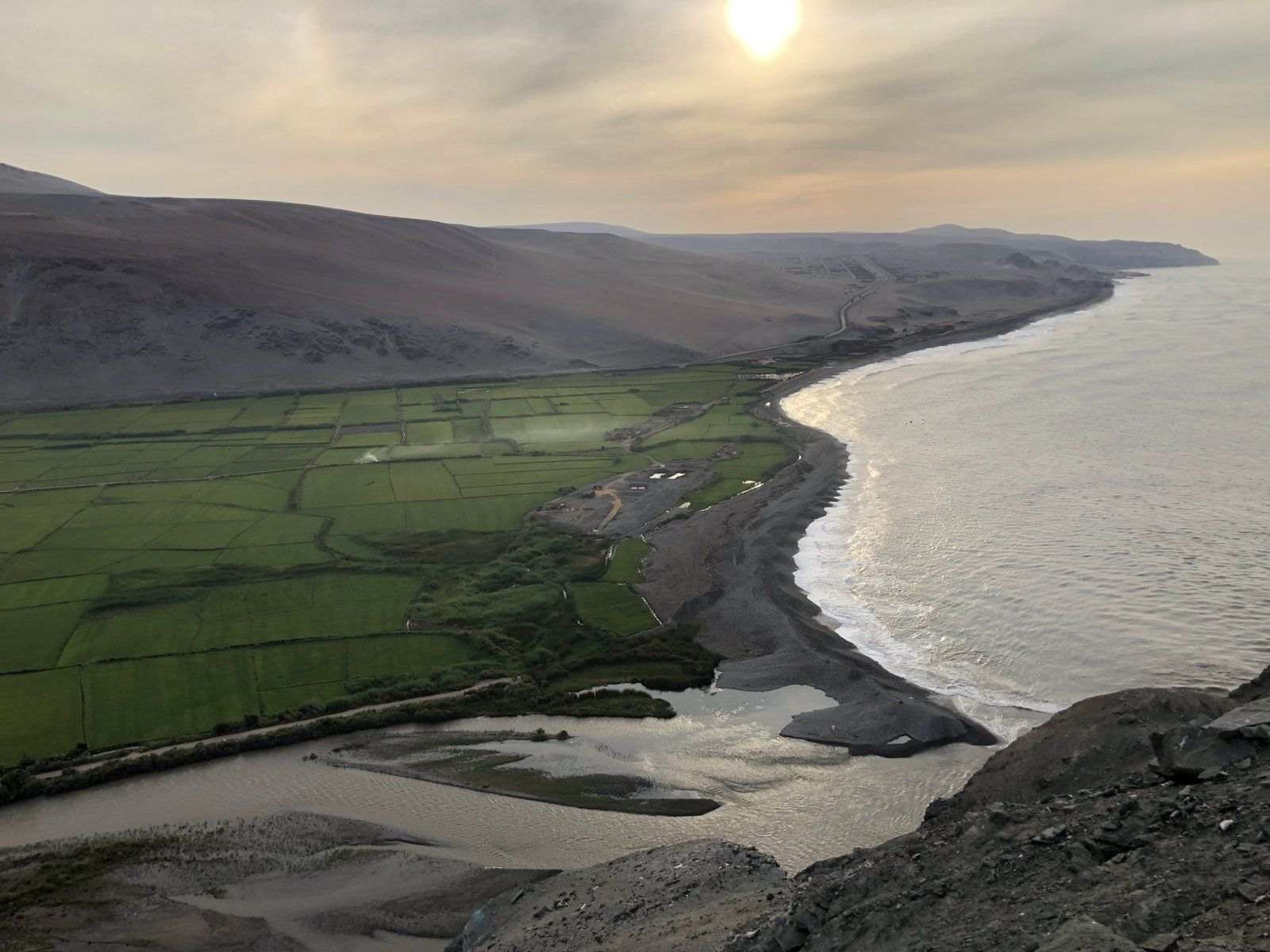 Mouth of the Ocoña, 27 January, 06:33: the Pacific again, eleven days after Chincha.